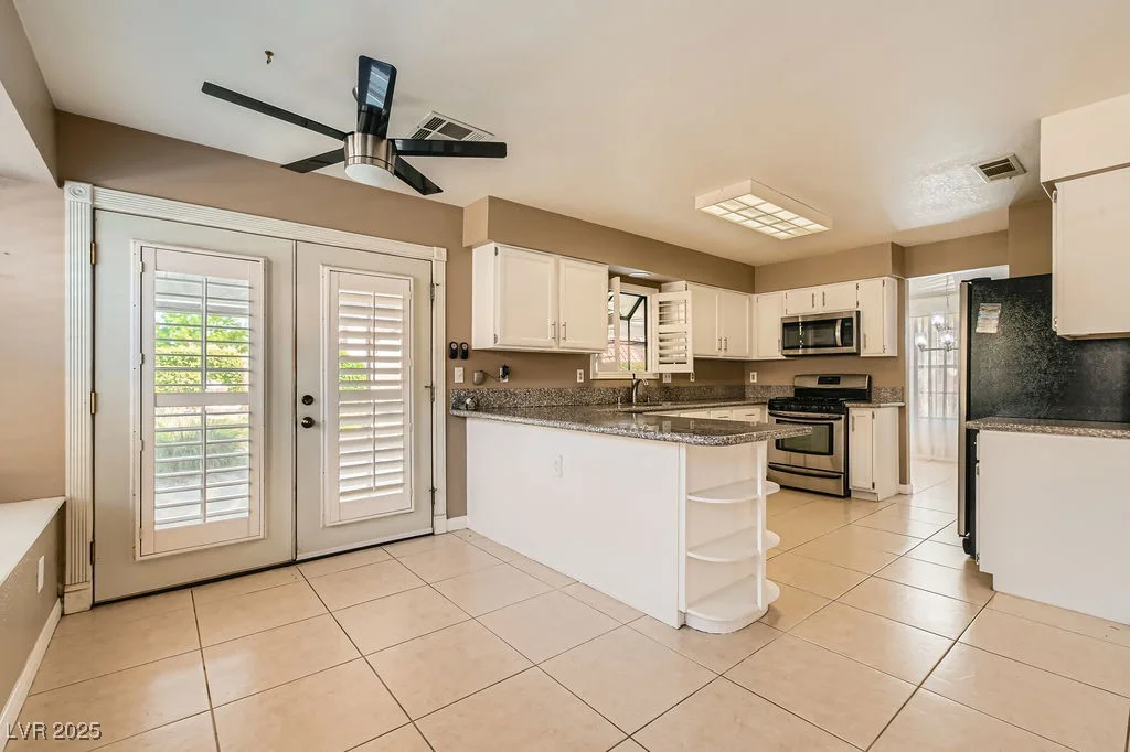 5044 Signal, Las Vegas, NV 89130