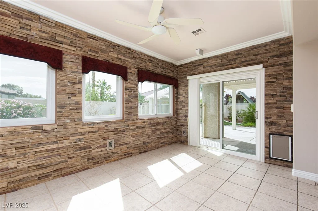 5404 Ireland, Las Vegas, NV 89149