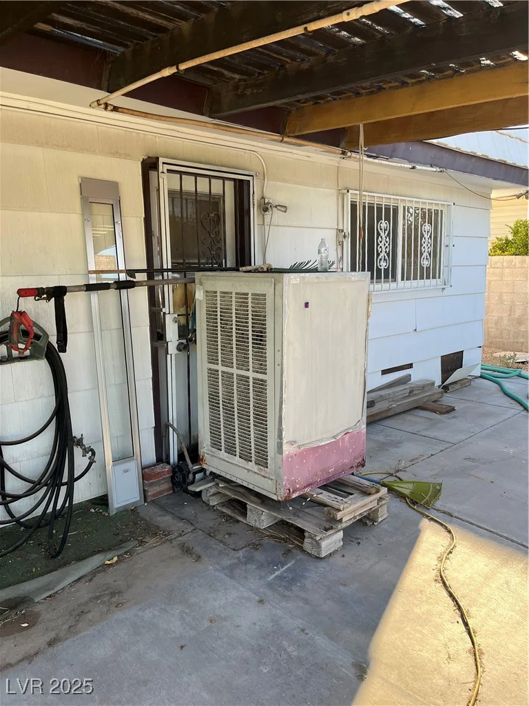 3976 Ventura, Las Vegas, NV 89121
