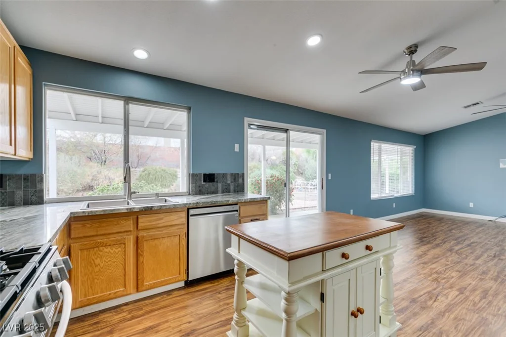 709 Heritage Point, Henderson, NV 89002
