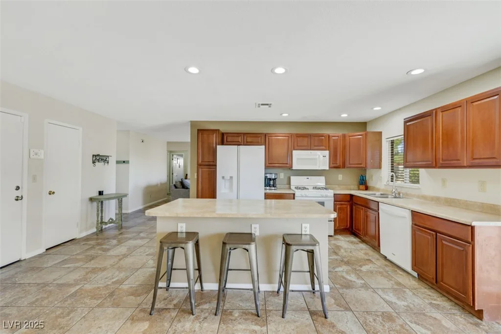423 Golden Valley, Henderson, NV 89002