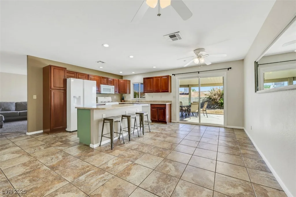 423 Golden Valley, Henderson, NV 89002