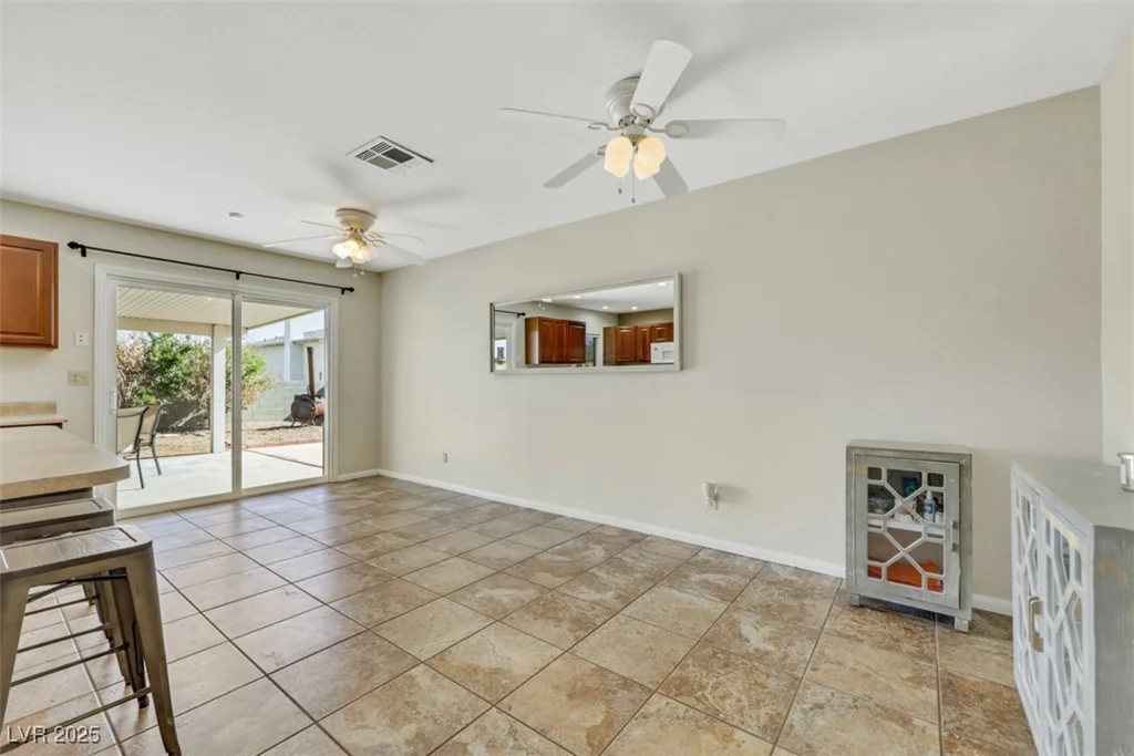 423 Golden Valley, Henderson, NV 89002