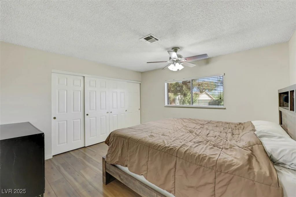 423 Golden Valley, Henderson, NV 89002