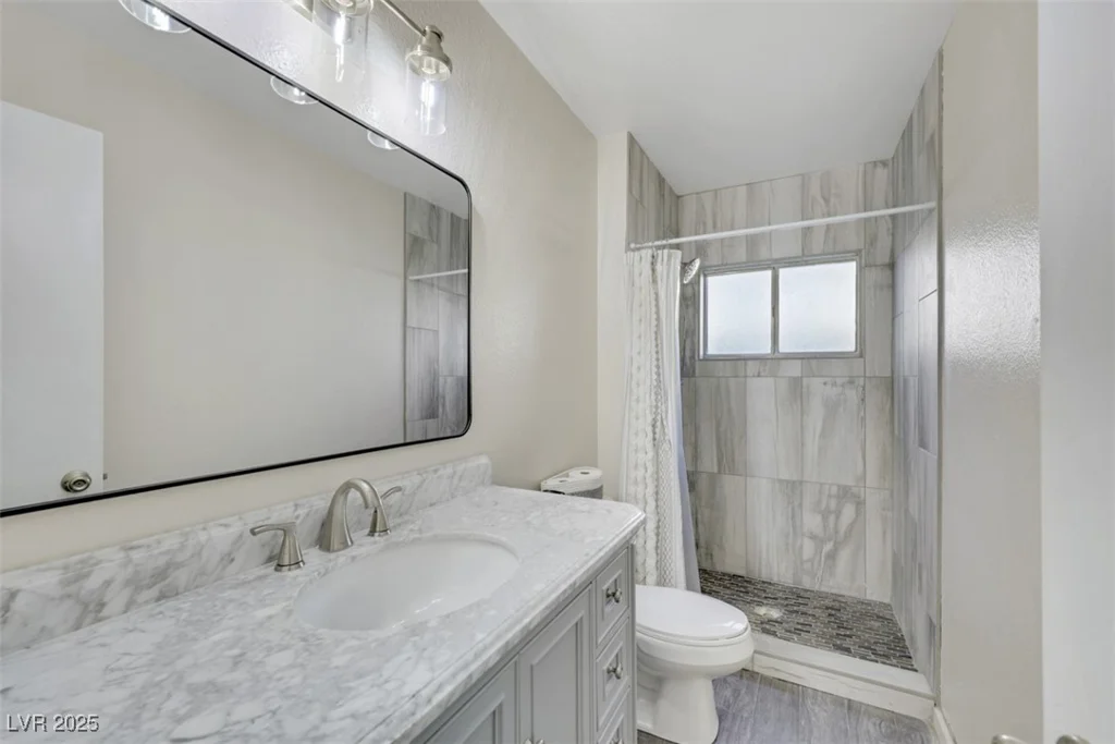 423 Golden Valley, Henderson, NV 89002