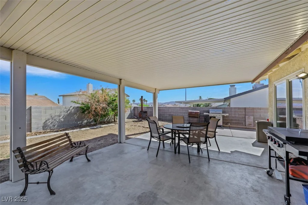 423 Golden Valley, Henderson, NV 89002