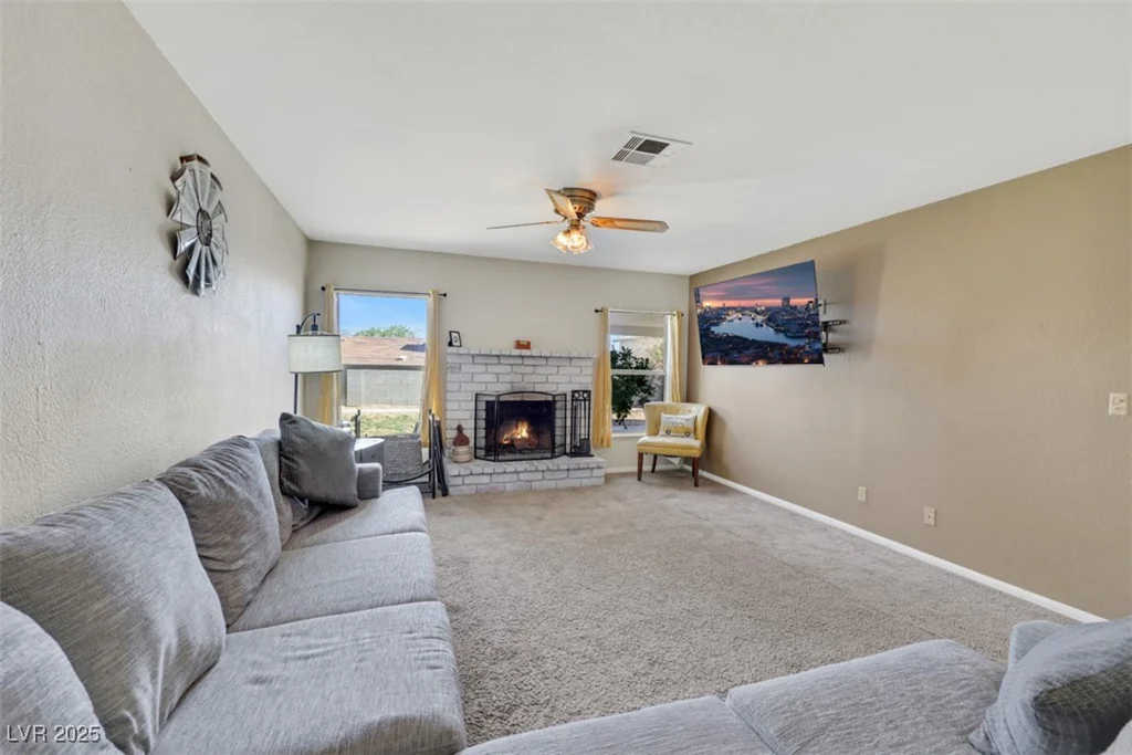 423 Golden Valley, Henderson, NV 89002