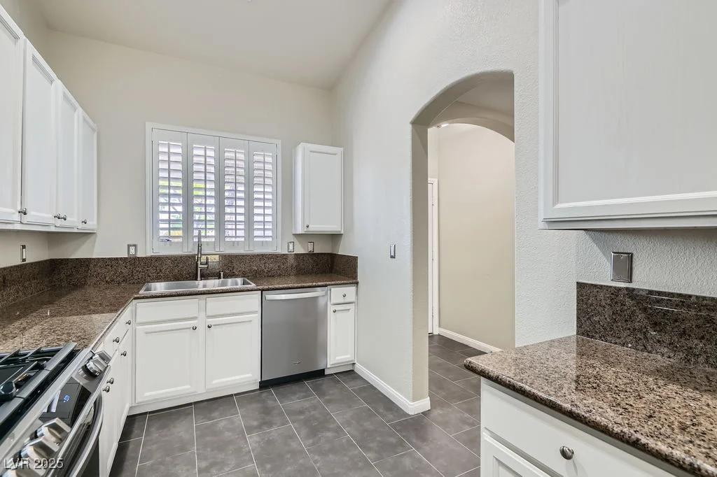 423 Red Canvas, Las Vegas, NV 89144