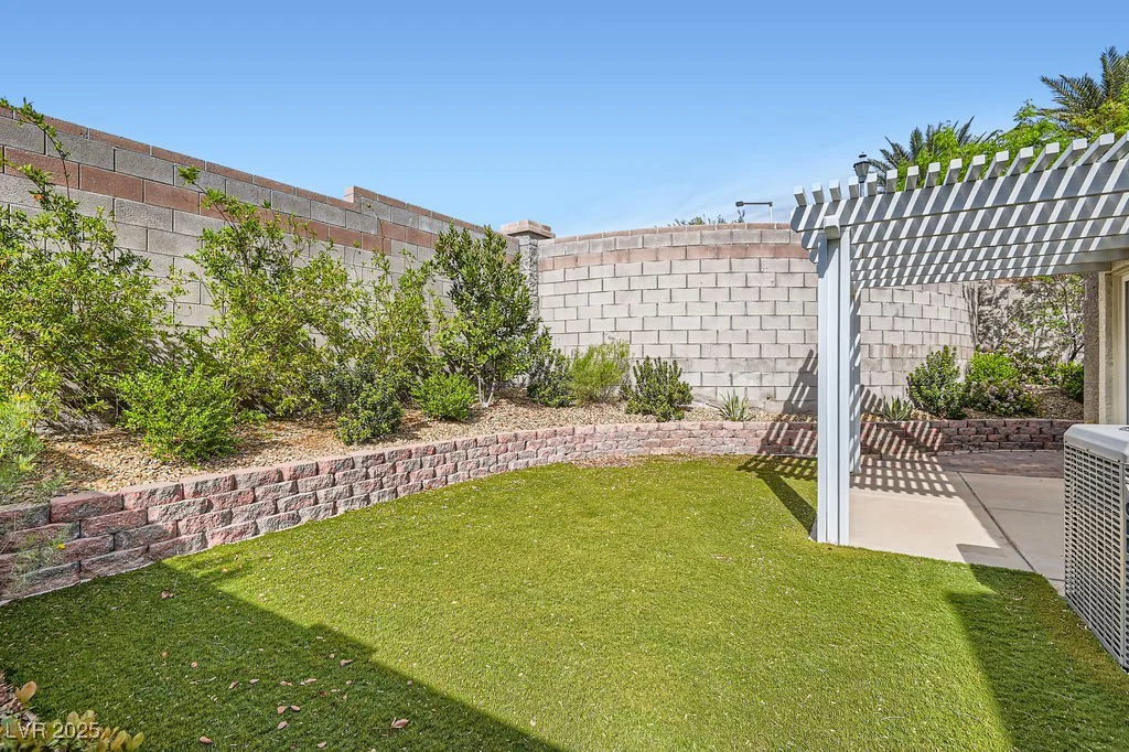 423 Red Canvas, Las Vegas, NV 89144