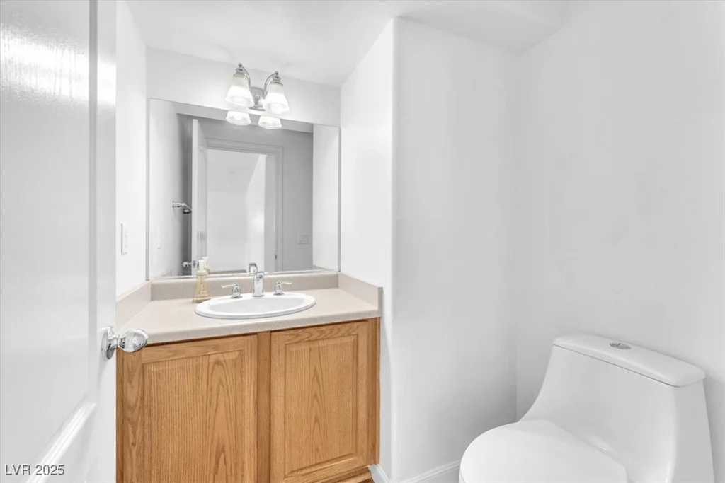 5060 Blue Rose, North Las Vegas, NV 89081