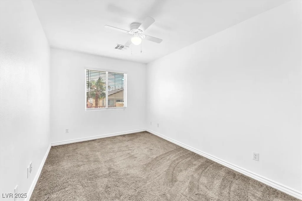 5060 Blue Rose, North Las Vegas, NV 89081