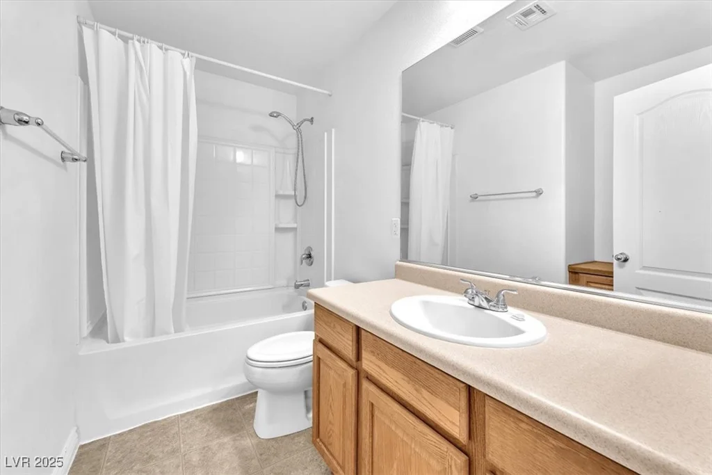 5060 Blue Rose, North Las Vegas, NV 89081