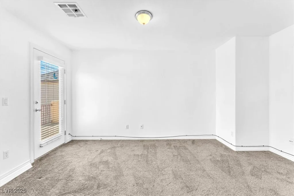 5060 Blue Rose, North Las Vegas, NV 89081
