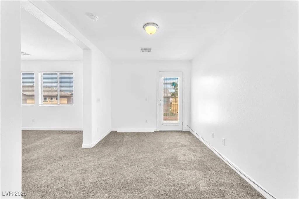 5060 Blue Rose, North Las Vegas, NV 89081