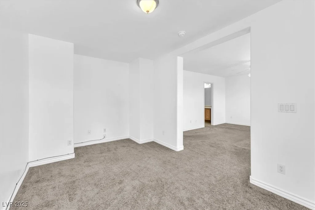 5060 Blue Rose, North Las Vegas, NV 89081
