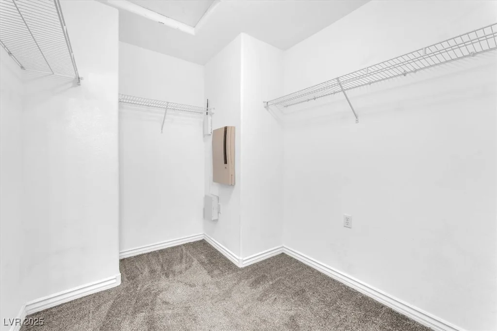 5060 Blue Rose, North Las Vegas, NV 89081