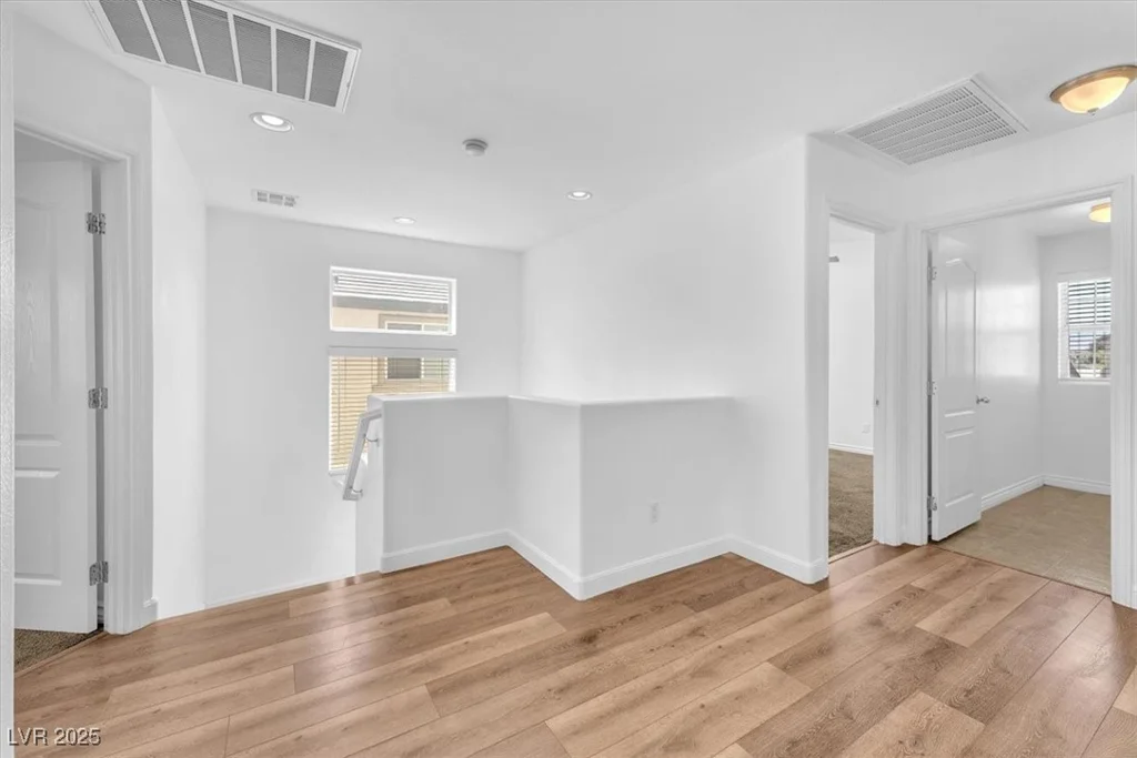 5060 Blue Rose, North Las Vegas, NV 89081