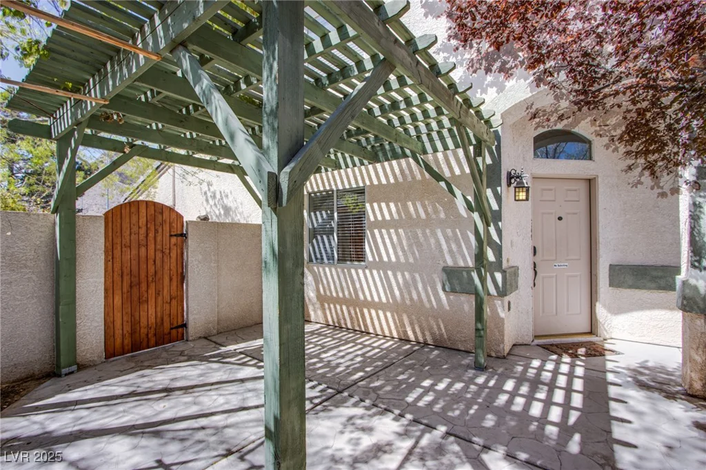 3953 Broad Meadow, Las Vegas, NV 89129