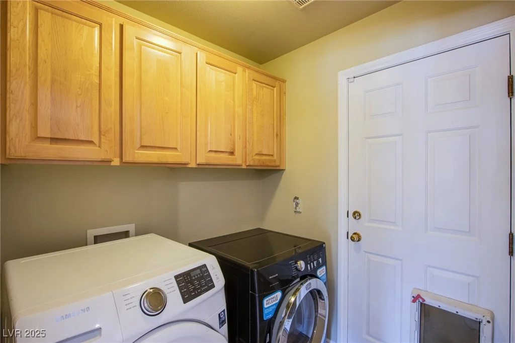 3953 Broad Meadow, Las Vegas, NV 89129