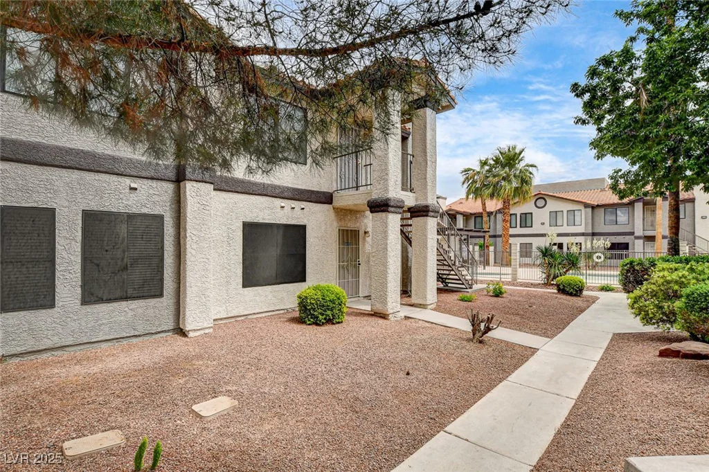 1575 Warm Springs, Henderson, NV 89014