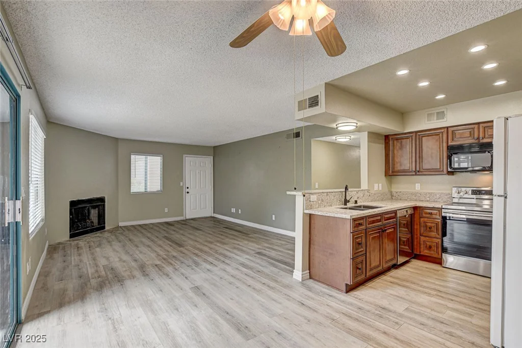1575 Warm Springs, Henderson, NV 89014