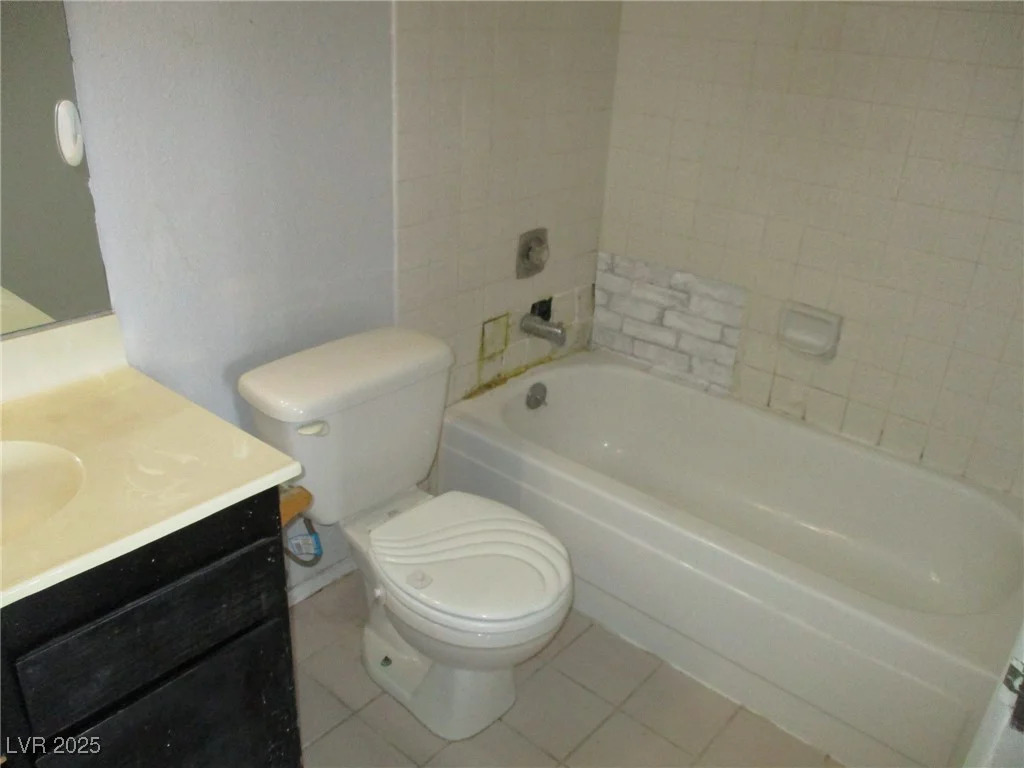 1675 Jupiter, Las Vegas, NV 89119