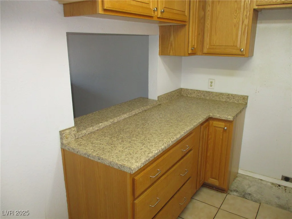 1675 Jupiter, Las Vegas, NV 89119