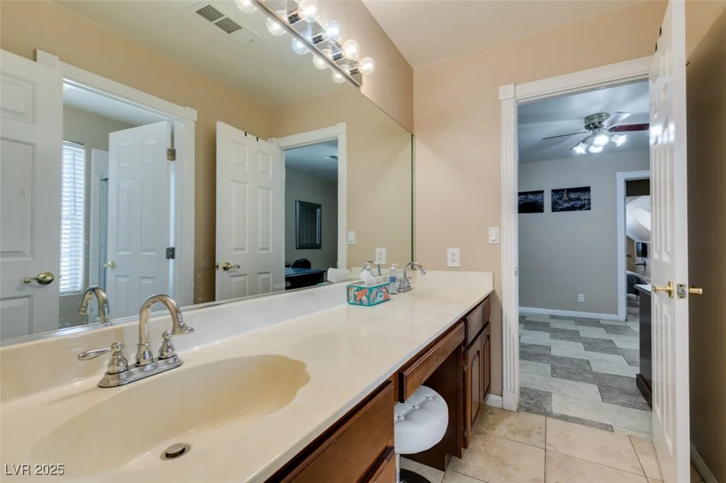 6520 Turtle Hill, Las Vegas, NV 89110