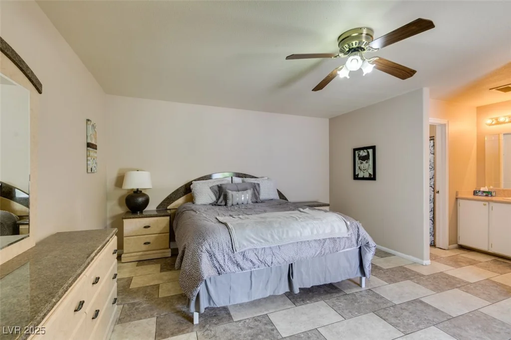 6520 Turtle Hill, Las Vegas, NV 89110
