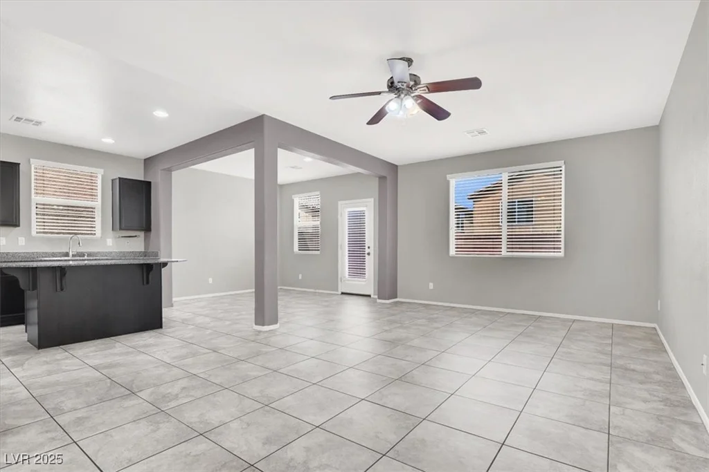 7398 Cobbhan, Las Vegas, NV 89179