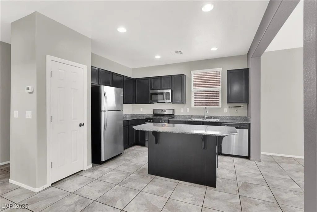 7398 Cobbhan, Las Vegas, NV 89179
