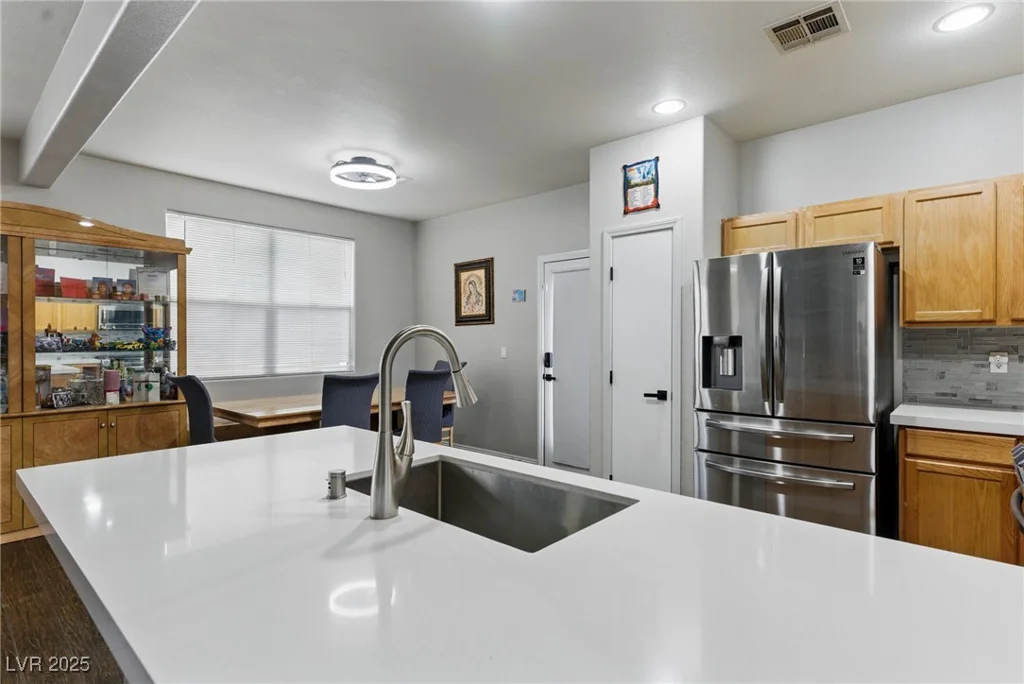 325 Arrowbird, North Las Vegas, NV 89031