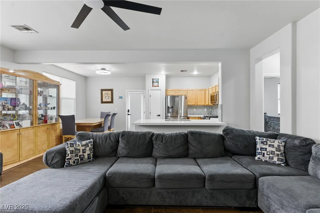 325 Arrowbird, North Las Vegas, NV 89031
