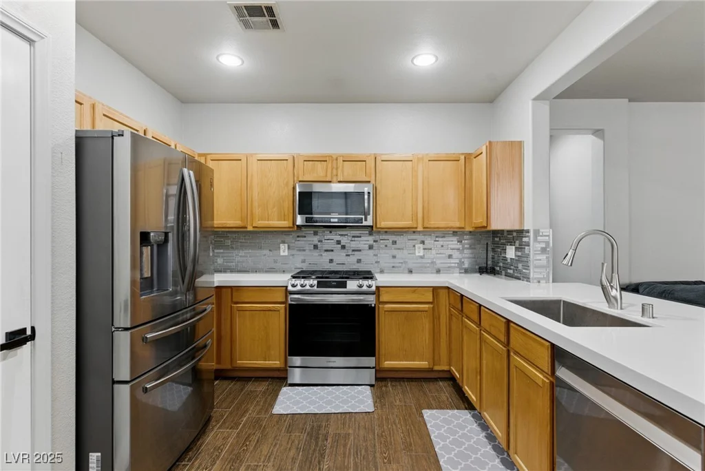 325 Arrowbird, North Las Vegas, NV 89031