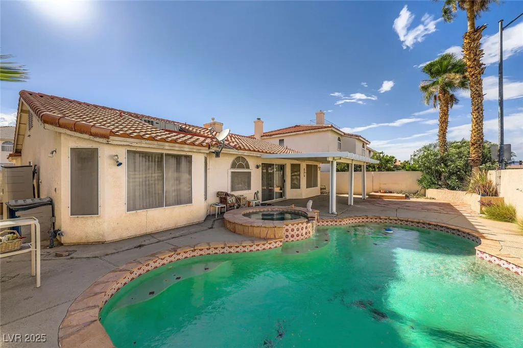 3732 Crescent Canyon, Las Vegas, NV 89129