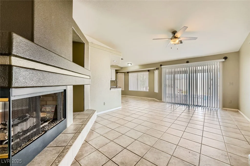 3732 Crescent Canyon, Las Vegas, NV 89129