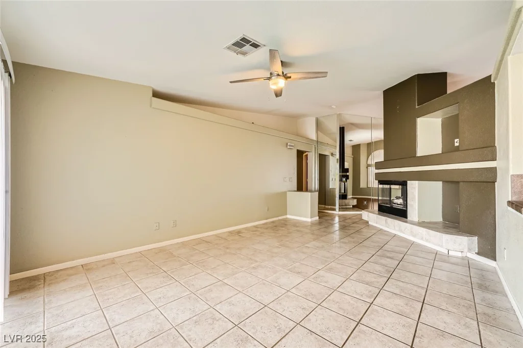 3732 Crescent Canyon, Las Vegas, NV 89129
