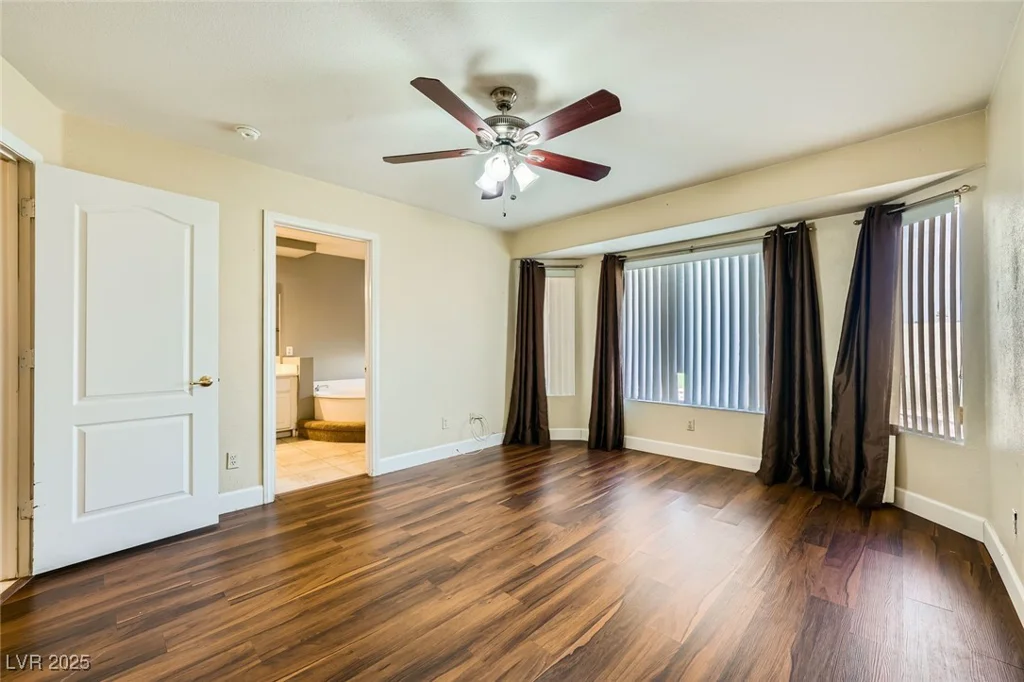 3732 Crescent Canyon, Las Vegas, NV 89129