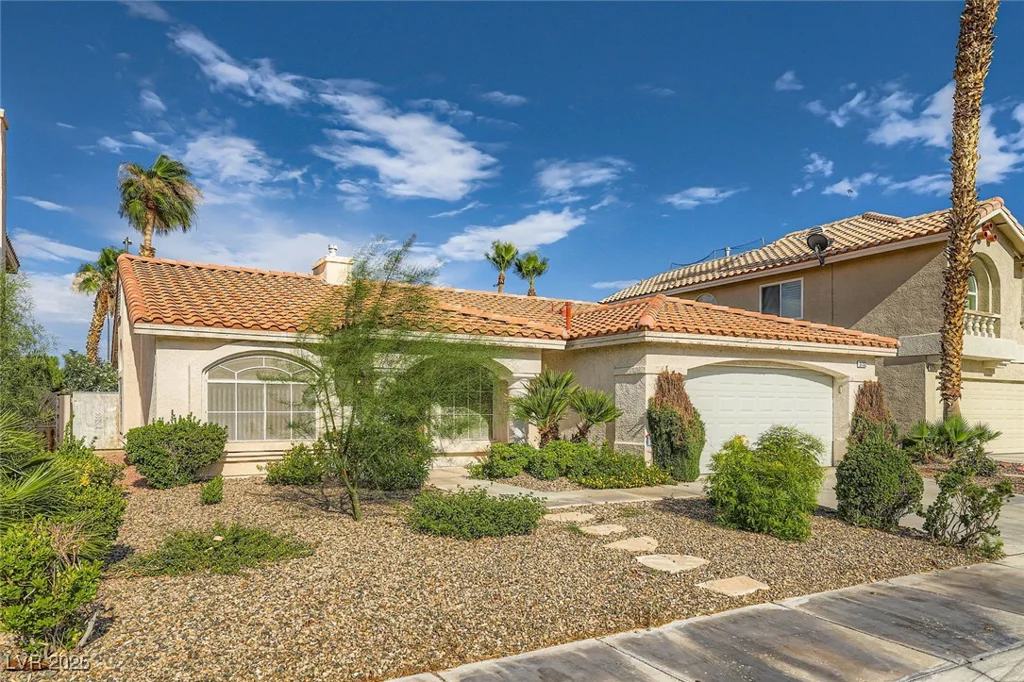 3732 Crescent Canyon, Las Vegas, NV 89129