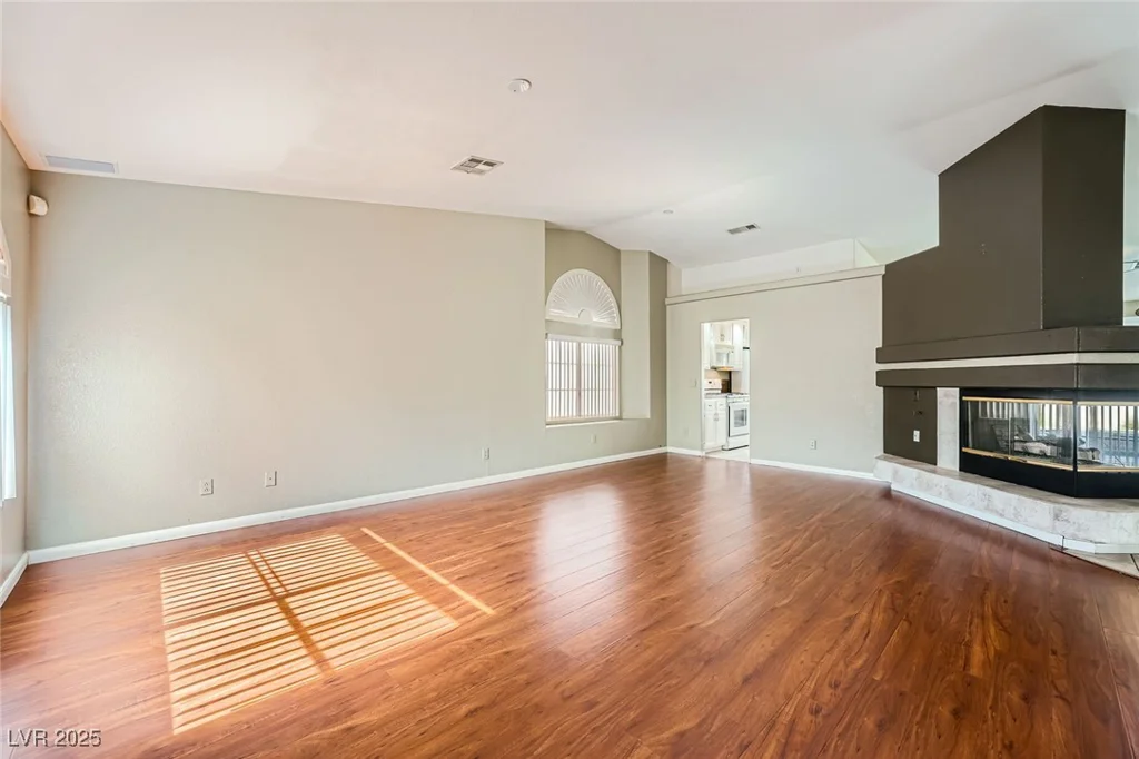 3732 Crescent Canyon, Las Vegas, NV 89129