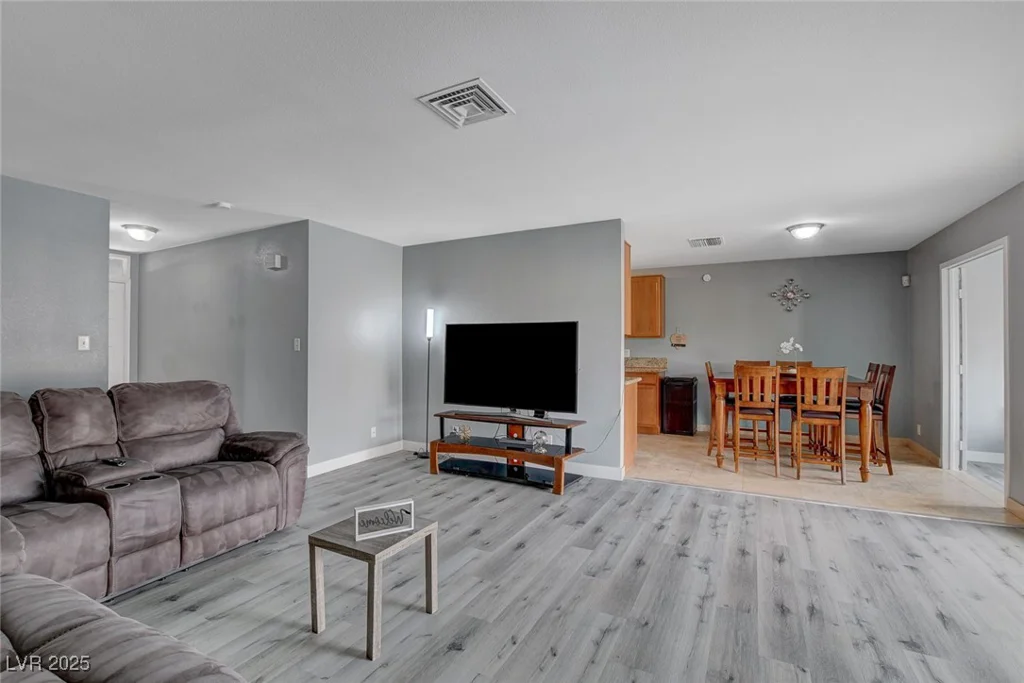 4578 Churchfield, Las Vegas, NV 89103