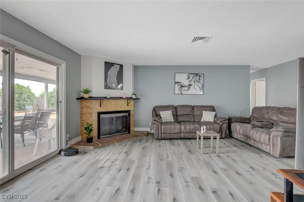 4578 Churchfield, Las Vegas, NV 89103