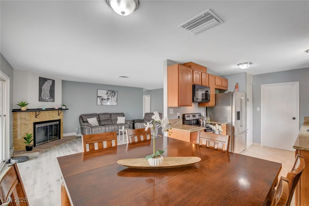4578 Churchfield, Las Vegas, NV 89103