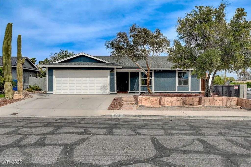 4578 Churchfield, Las Vegas, NV 89103