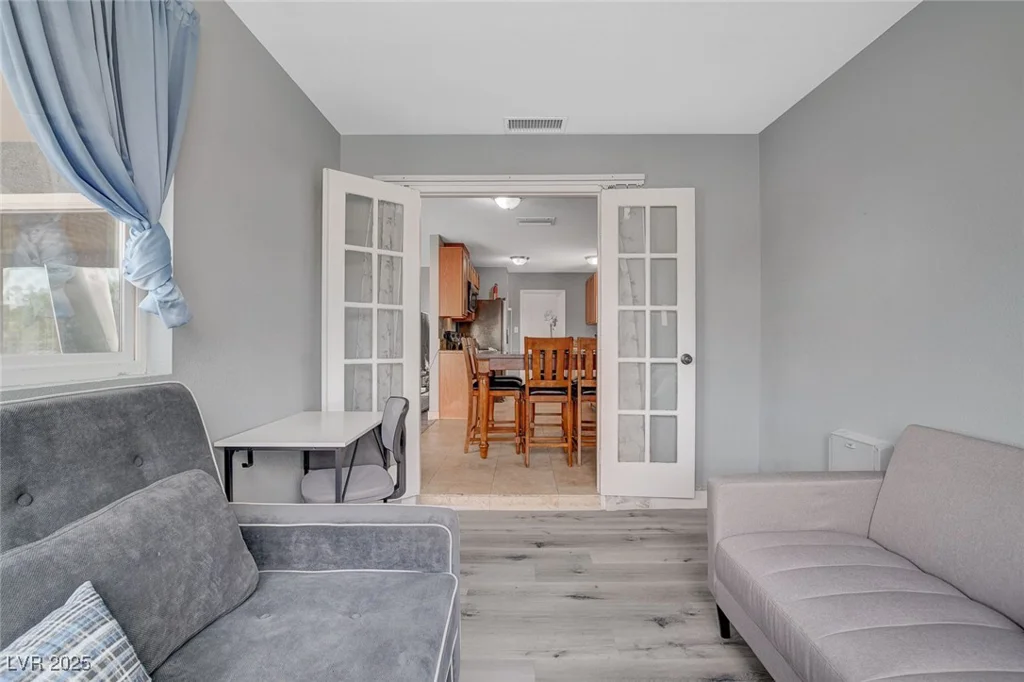 4578 Churchfield, Las Vegas, NV 89103