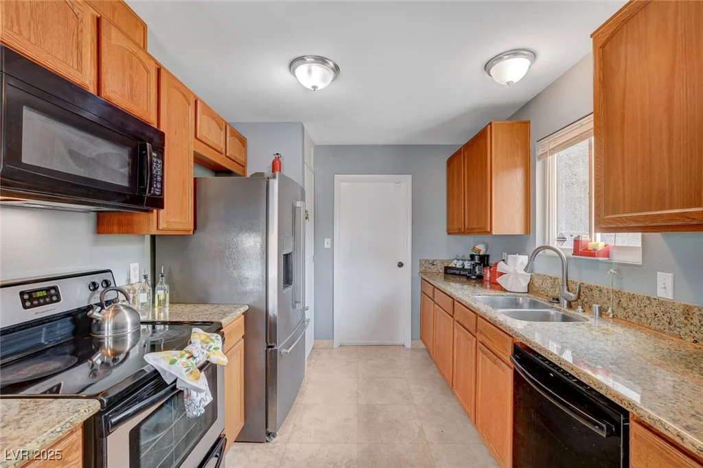 4578 Churchfield, Las Vegas, NV 89103