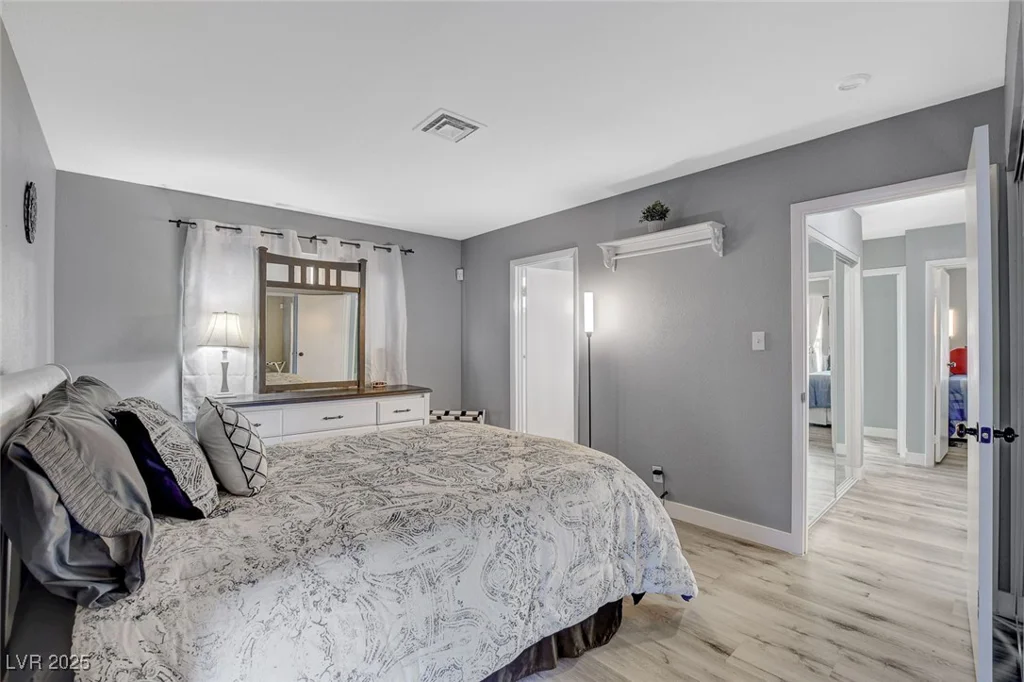 4578 Churchfield, Las Vegas, NV 89103