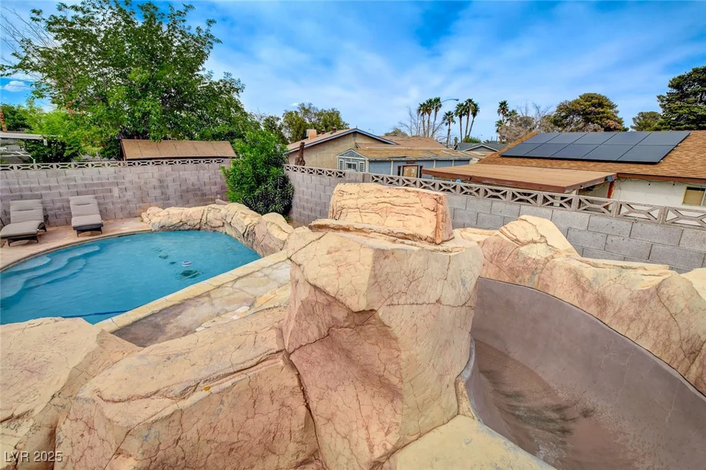 4578 Churchfield, Las Vegas, NV 89103