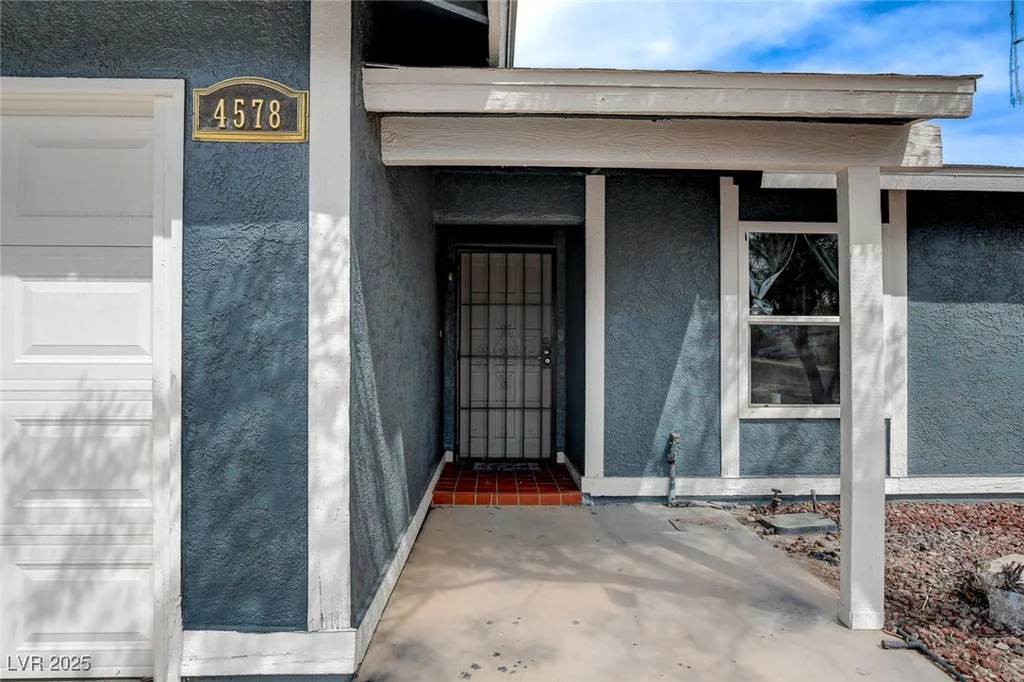 4578 Churchfield, Las Vegas, NV 89103
