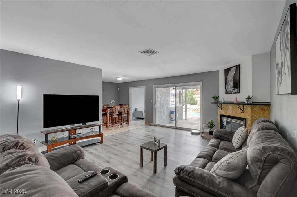 4578 Churchfield, Las Vegas, NV 89103